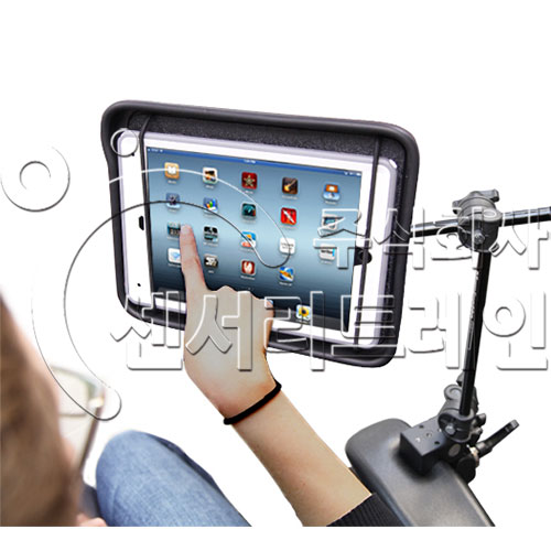 iPad / iPad Pro 마운팅 시스템